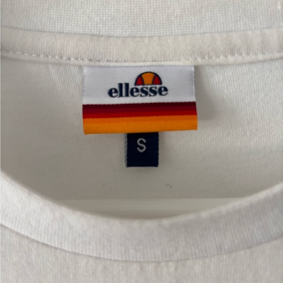 Ellesse t-shirt size small men’s - Picture 2 of 2